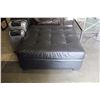 Image 2 : 40" SQUARE BLACK OTTOMAN