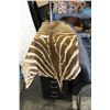 Image 1 : ZEBRA RUG