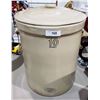 Image 1 : 10 GALLON MEDALTA CROCK W/LID NO DAMAGE