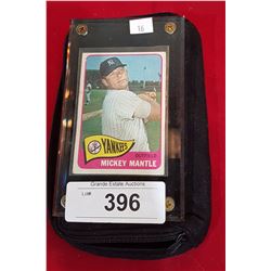 VINTAGE MICKEY MANTLE BASEBALL CARD