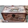 Image 1 : SAFARI THEMED SMALL TRUNK