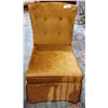 Image 1 : OLD SLIPPER CHAIR