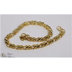 NEW GOLD PLATED HEART BRACELET