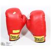Image 1 : PAIR OF EVERLAST BOXING GLOVES