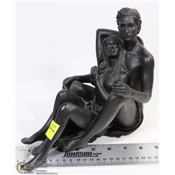 BLACK LOVERS STATUE