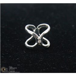 NEW GOLDTONE EASY ESSENTIALS 3 ROW RING