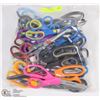 Image 1 : LARGE BAG OF SCISSORS