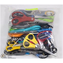 LARGE BAG OF SCISSORS