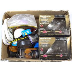 BOX OF AUTOMOTIVE LIGHTS