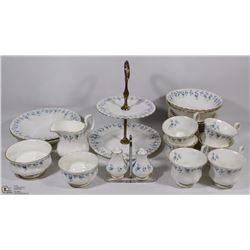 ROYAL ALBERT MEMORY LANE CHINA 27PCS  INCL