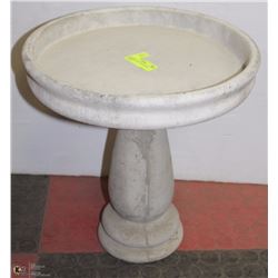 CONCRETE 2 PIECE BIRDBATH 15"X15"