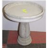 Image 1 : CONCRETE 2 PIECE BIRDBATH 15"X15"