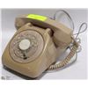 Image 1 : 1 VINTAGE ROTARY PHONE