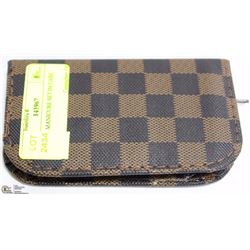 10 PIECE MANICURE SET IN CASE   NEW