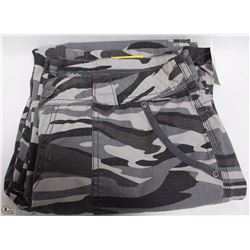 PAIR OF NEW LADIES CABELA'S TIMBERWOLF