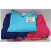 Image 1 : FLAT OF WOMENS CLOTHES, 4 SLEEP PANTS, 1 SCRUB