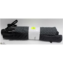 LOT OF 3 NEW UMBRELLAS