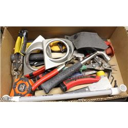 FLAT OF ASSORTED HAND TOOLS