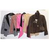 Image 1 : LOT OF 5 ITEMS OF WOMENS CLOTHING