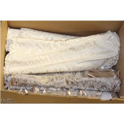 LOT OF TWO CORSETS SIZE SMALL