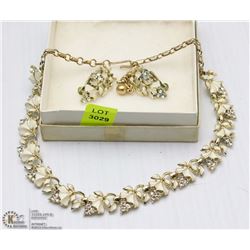 FASHION CREAM ENAMEL & CZ FLOWER NECKLACE W/