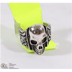 LARGE BIKER RING