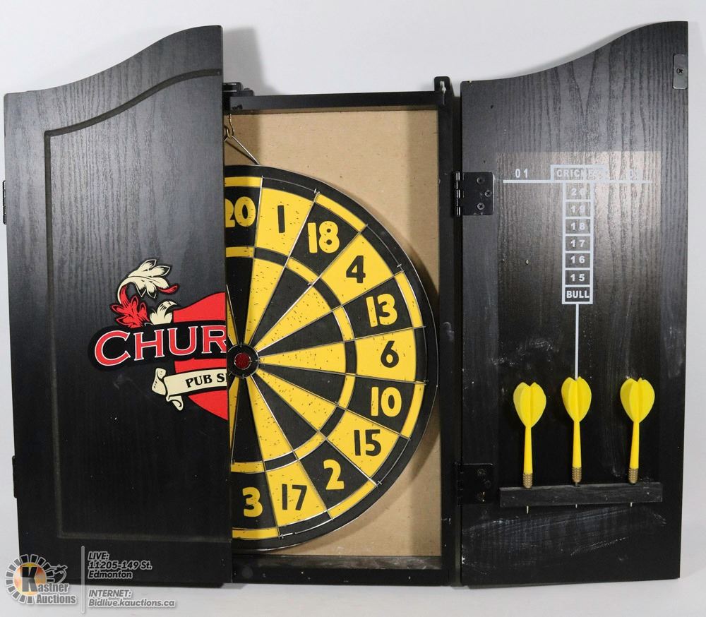CHURCHILL PUB SPORTS DART BOARD W/ 5 DARTS