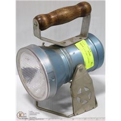 VINTAGE ELECTRIC LANTERN