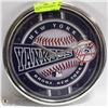 Image 1 : NEW YORK YANKEES BASEBALL CLOCK
