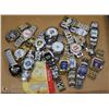 Image 1 : FLAT OF 18 SPORTS WATCHES WITH PACK OF BATTERIES