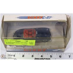 62 MERCEDES DINKY TOY 300SL ROADSTER