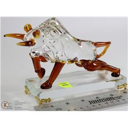 CRYSTAL TWO TONED BULL 5" X 8"