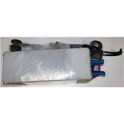 FOLDAWAY PLAYPEN WITH UMBRELLA STROLLER