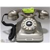Image 1 : RETRO STYLE SILVER DESK TELEPHONE