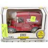 Image 1 : 1:25 DIE CAST 1913 MODEL T MACLEODS TRUE VALUE VAN