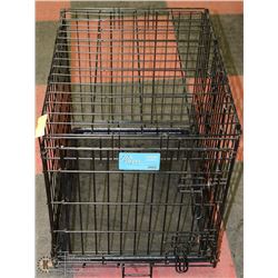 DOG CRATE 24X18X21h