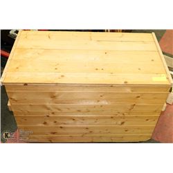 OUTDOOR SOLID WOOD PAINTABLE &