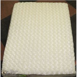 MEDIUM ORTHOPEDIC PLUSH PET BED