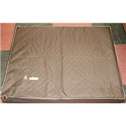 XL ORTHOPEDIC PET BED BROWN ,WASHABLE COVER