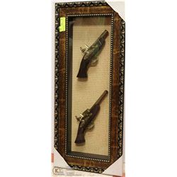 RETRO VINTAGE STYLE REVOLVERS ENCASED ART