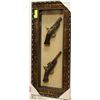 Image 1 : RETRO VINTAGE STYLE REVOLVERS ENCASED ART