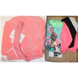 FLAT OF TEEN SWIMSUIT, T-SHIRT, SWIMMING TOP AND