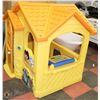 Image 1 : DORA THE EXPLORER OUTDOOR KIDS DOLL HOUSE