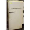 Image 1 : ANTIQUE LEONARD FRIDGE