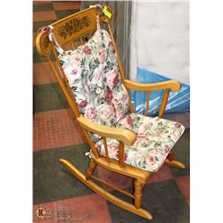 WOODEN ROCKING CHAIR WITH PADDING