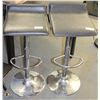 Image 1 : PAIR OF HYDRAULIC LIFT BAR STOOLS