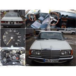 FEATURE LOT 360 1981 MERCEDES BENZ