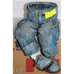 SHELF SITTING DENIM PANTS GARDEN PLANTER