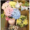 Image 1 : ESTATE BOX OF VASES WITH ARTIFICIAL FLOWERS
