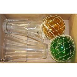 ESTATE BOX WITH HANDBLOWN VASES AND COLOURISED